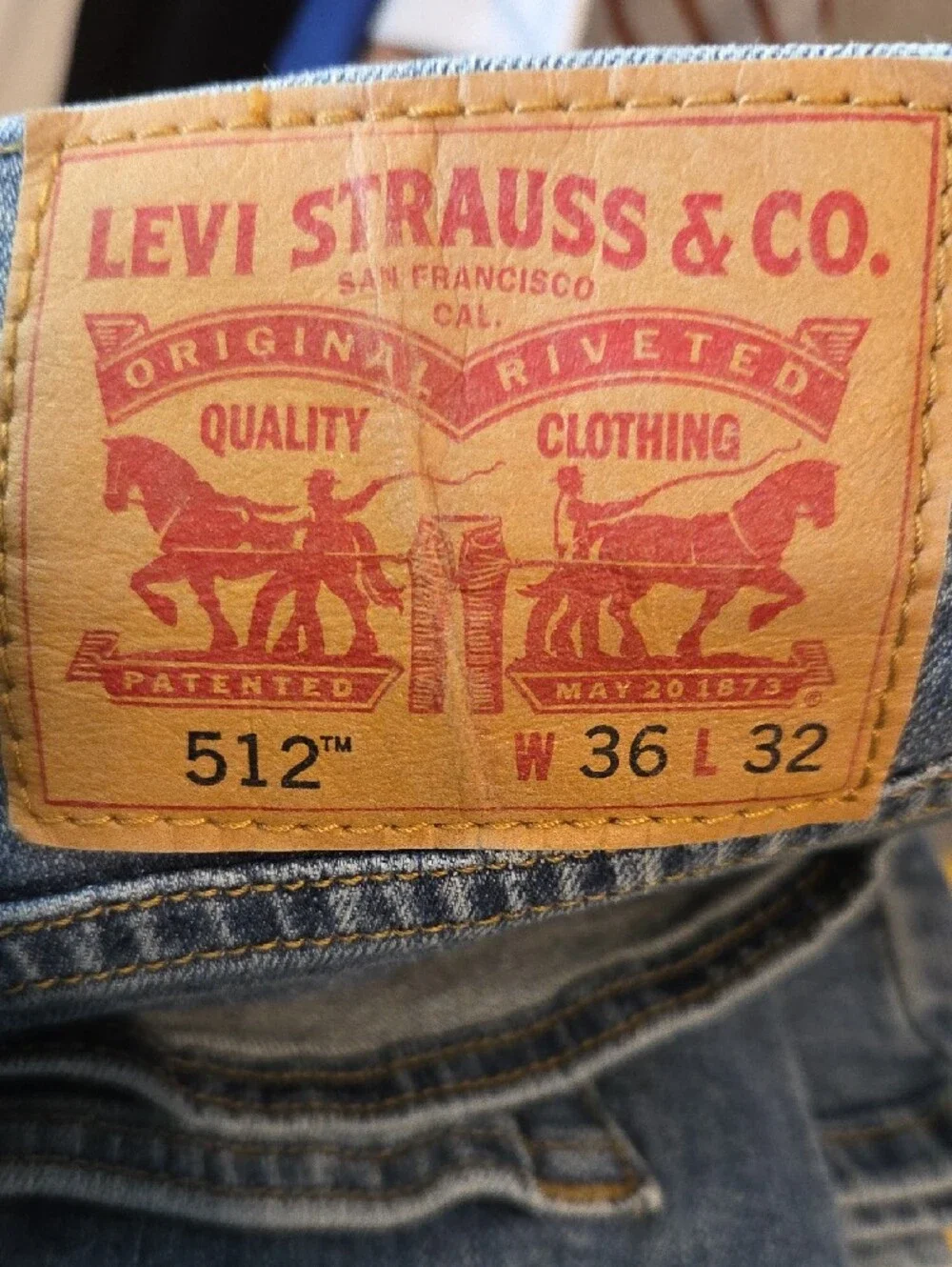 Levi's Slim Straight Jeans in Faded Blue Denim